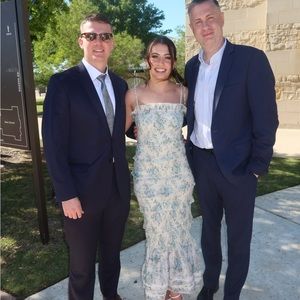 V Chapman Geranium Dress in Blue Bouquet